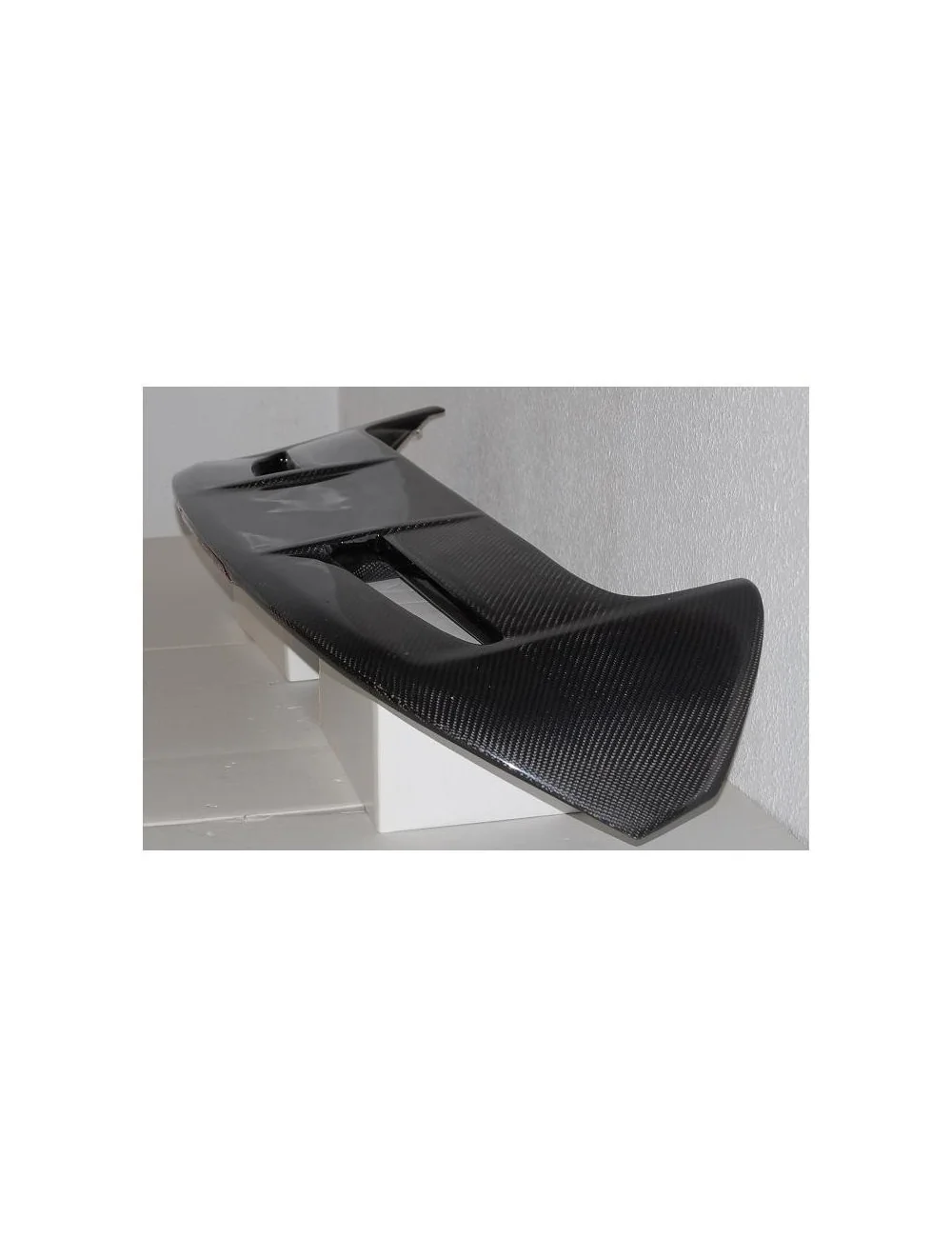 SPOILER POSTERIORE IN CARBONIO FORD FIESTA DAL 2009 TYPE ST