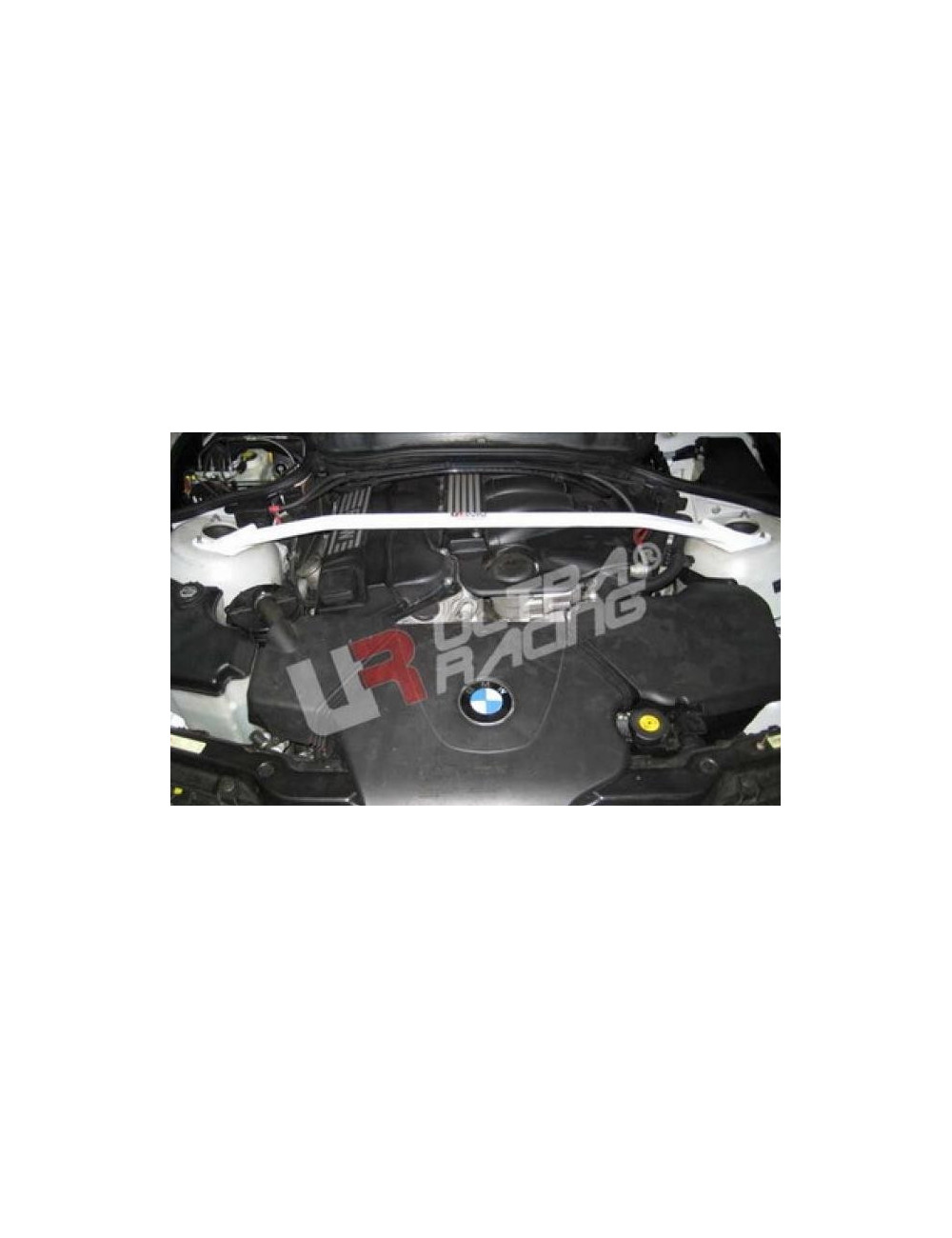 BARRA DUOMI ANTERIORE SUPERIORE ULTRA RACING BMW SERIE 3 E46 316 318 320